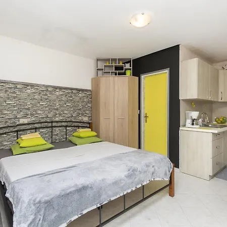 Heli 1280 Apartment *