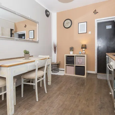 Apartment Heli 1280 *